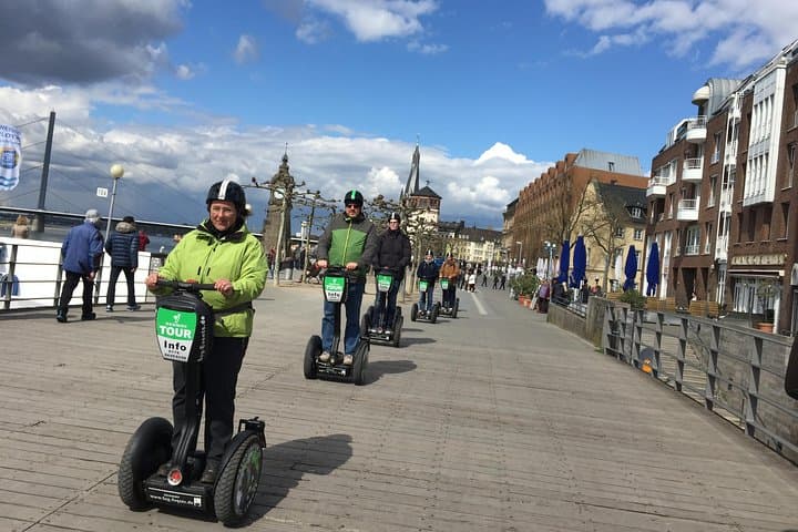 Düsseldorf Segway Tour: Classical City Experience 2