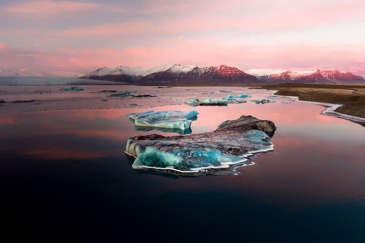 Private Jökulsárlón Glacier Lagoon 2 Day Tour & Glacier Hike 2