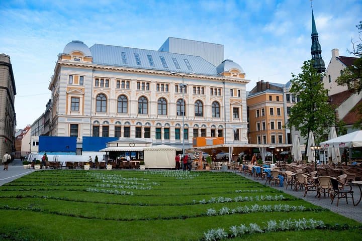 Riga Private Walking Tour with a Local 2