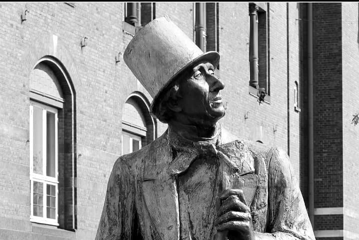 Hans Christian Andersen - walking-tour