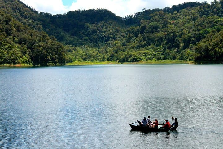 Dumaguete Manjuyod Sandbar & Balinsasayao Twin Lakes Tour 4