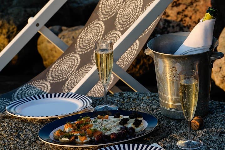 Redrib sunset lounge experience 3