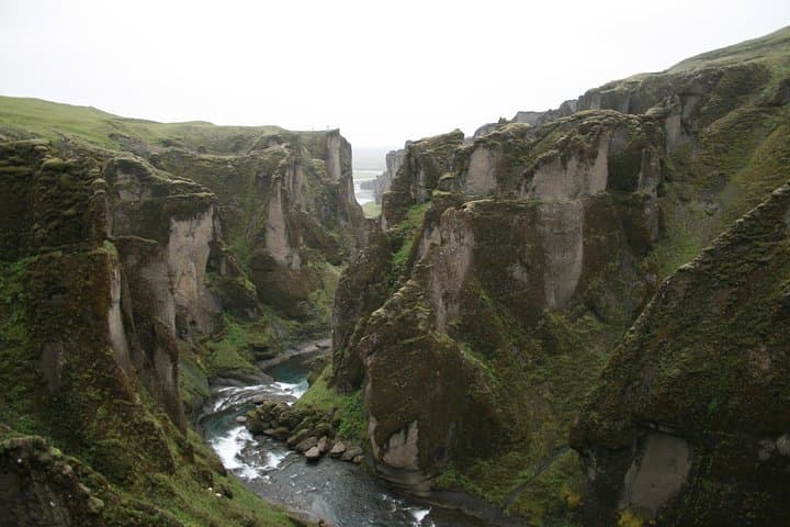 Small Group Day Tour to Lakagigar volcano by Super Jeep from Klaustur 5