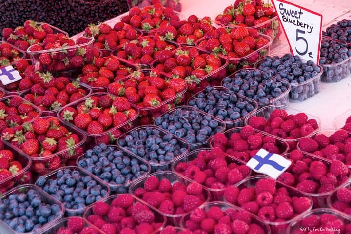 Walking tour with a Wilderness Guide 5