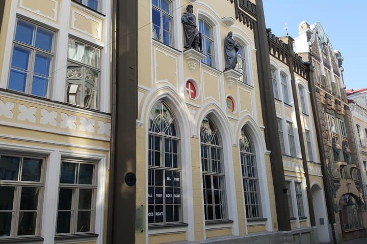 2-hour Tallinn Old Town walking tour 3