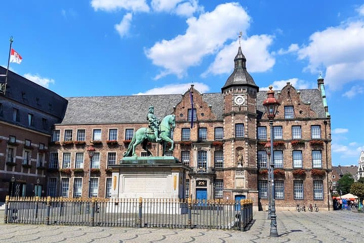 Dusseldorf Old Town and Altbier Tour 2
