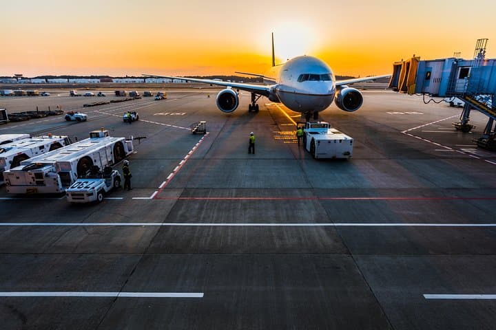 From Nuremberg to Frankfurt Airport Private Transfer- punctual & friendly Driver