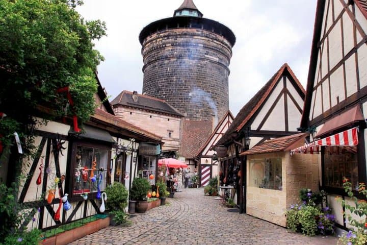 PRIVATE - Nuremberg Combo Tour WWII + Old Town 2