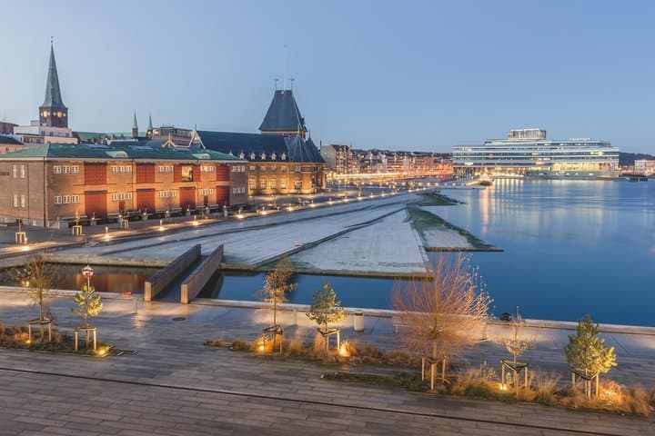 Aarhus Private Transfer from Aarhus (AAR) Airport to City centre 2