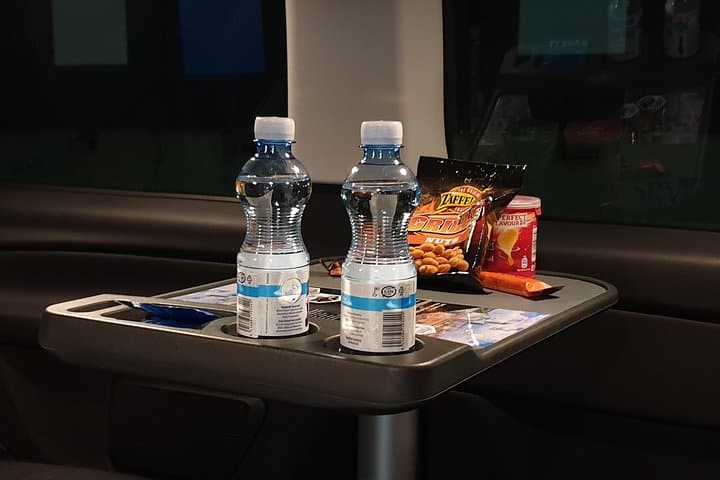 VIP Airport Transfer by new cars in Helsinki 4