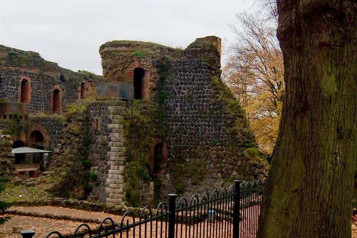 Düsseldorf’s Kaiserswerth city game - a mix of past and present 3