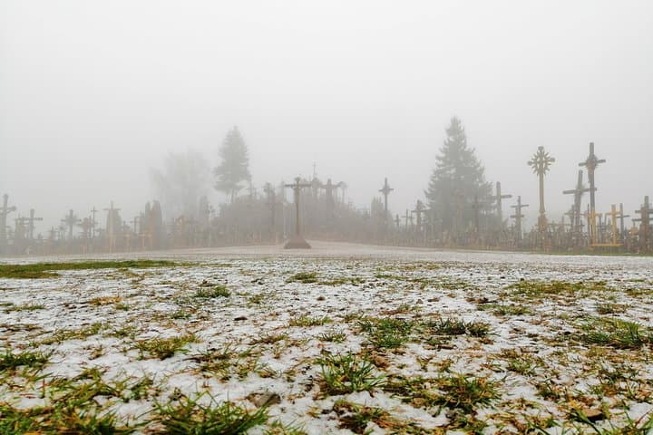 Sunrise at the Hill of Crosses - 2 countries in 1 day 5