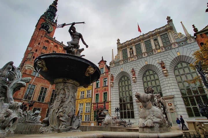 First Time in Gdańsk? Private Tour of Old Gdańsk’s Highlights 4