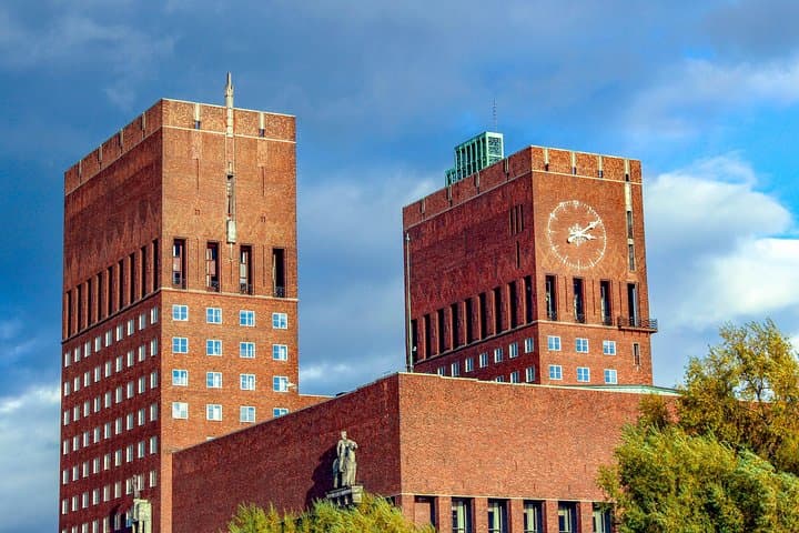 Historic Oslo: Exclusive Private Tour with a Local 3