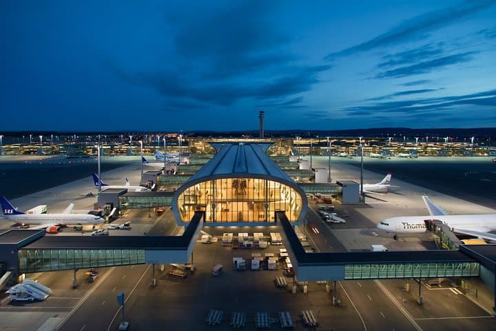 Private Transfer from Oslo City Centre to Oslo Airport 5