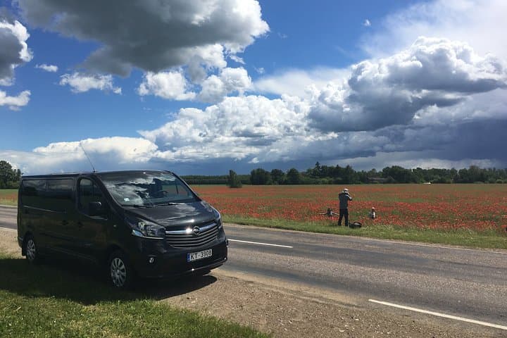 Riga to Vilnius - Sightseeing transfer