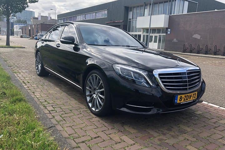 Private transfer from Dusseldorf to Amsterdam or Schiphol Airport 5