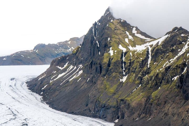 Airplane Flight over Vatnajökull Volcanic Eruption Sites 4