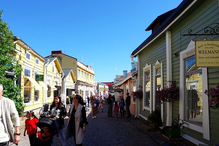 Private National Park and Porvoo Old Town tour from Helsinki 4