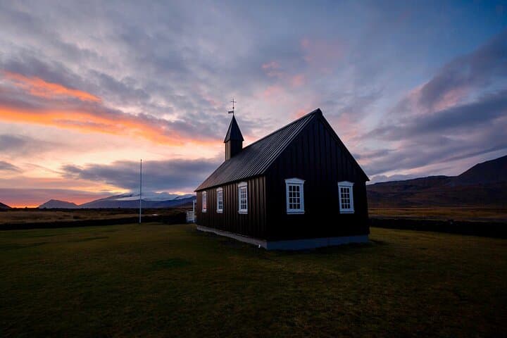 Private Snæfellsnes Peninsula and local Lunch 4
