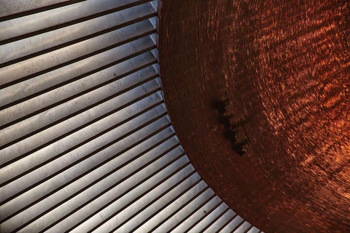 Helsinki private tour with a city planner 4