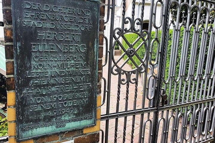 Private scavenger hunt in the Kaiserswerther Düsseldorf 5