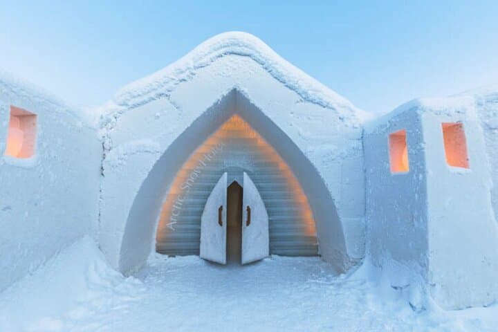 ARCTIC SNOWHOTEL the biggest in Europe 2