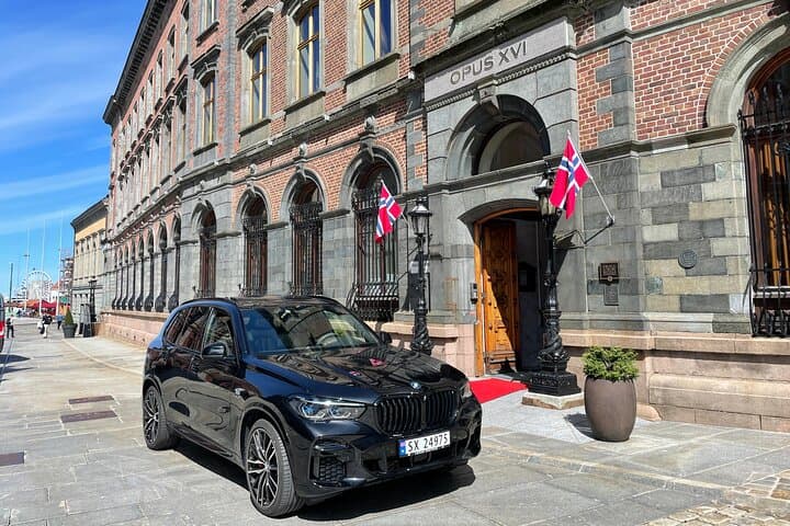 Bergen to Hardangerfjord VIP car + private yacht Fjord cruise 3