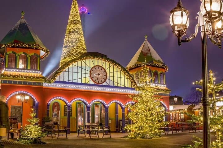 Private Historic Christmas Walking Tour in Copenhagen 4