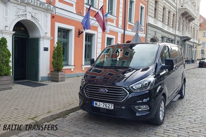 Private Transfer from Hotel to Riga Airport with English speaking driver 5