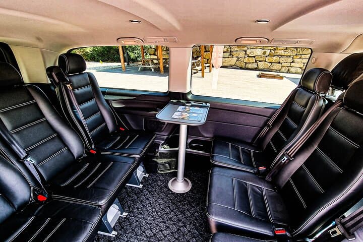 VIP Airport Transfer by new cars in Helsinki 3