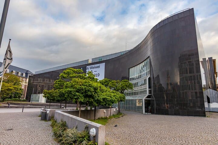 Explore the Instaworthy Spots of Dusseldorf with a Local 5