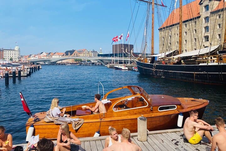 Private Copenhagen Boat cruise in Scandinavian mahogany boat 5