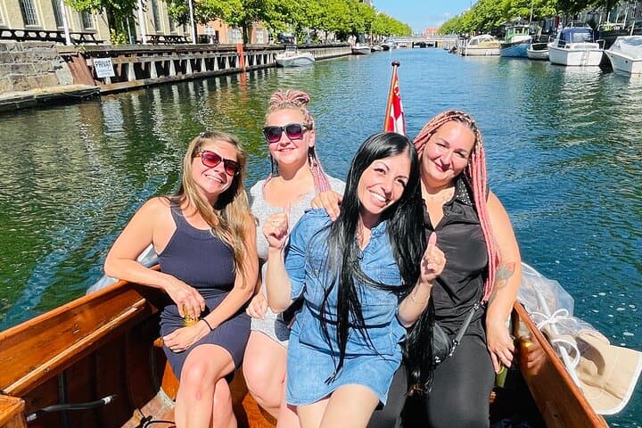 Private Copenhagen Boat cruise in Scandinavian mahogany boat 3
