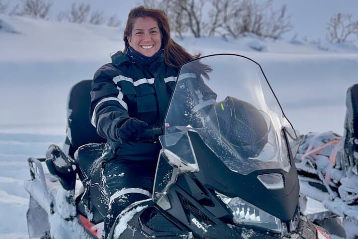 Snowmobile Tour by Lake Mývatn 3