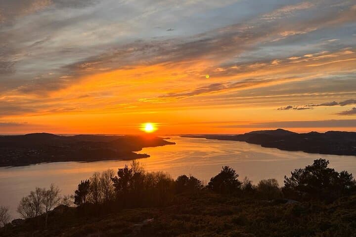 3-Hour Private Norwegian Hiking Experience with Local Guide 3