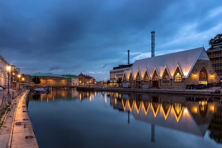 Discover Gothenburg: Landmarks, Markets & Swedish Fika 4