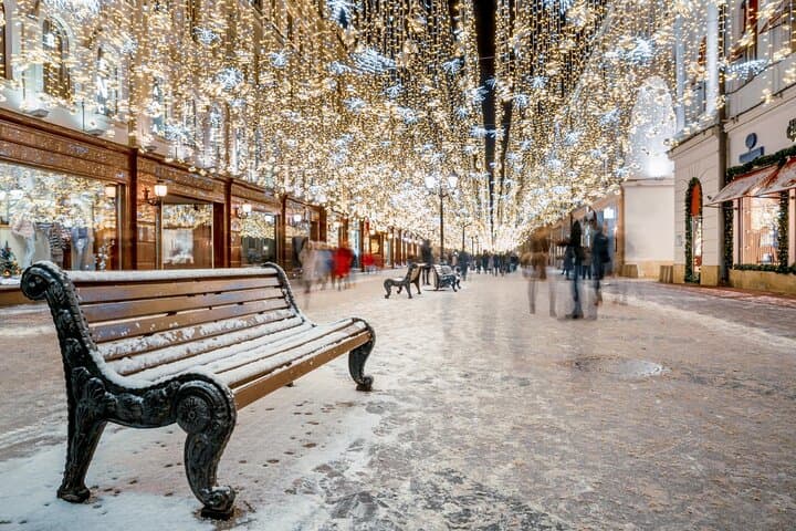 Discover Nuremberg’s Christmas Market Magic with a Local 4