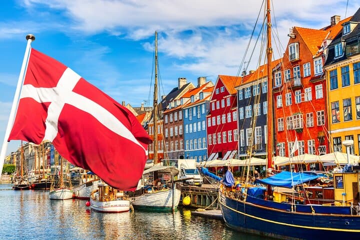 Copenhagen City, Old Town, Nyhavn, Architecture Walking Tour 2