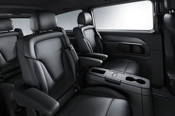 Minivan Departure Transfer Helsinki City to Helsinki Airport HEL 2