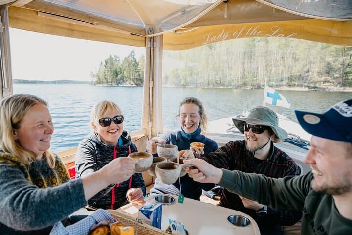 Private Saimaa Story Cruise by Ecoboat in Puumala 3