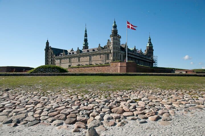 Full-Day Tour; Castle, Palace & Cathedral, Winter(JAN-MAR)