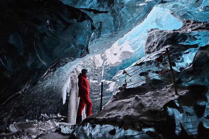 Ice Cave Tour from Jökulsárlón 5