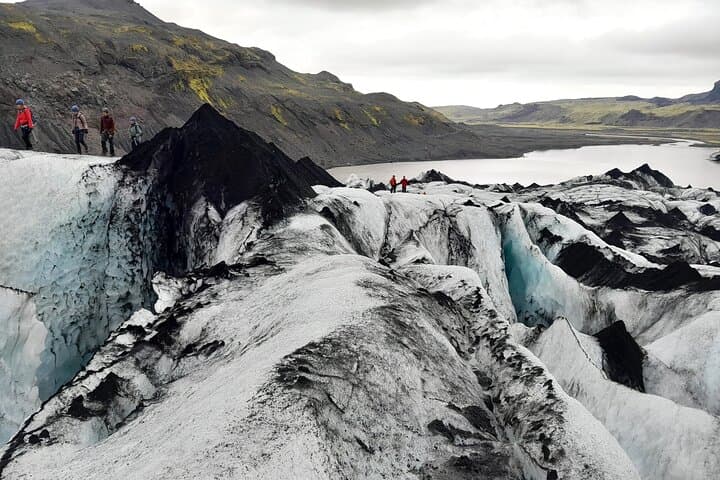 Personalized Glacier Hike on Sólheimajökull 3