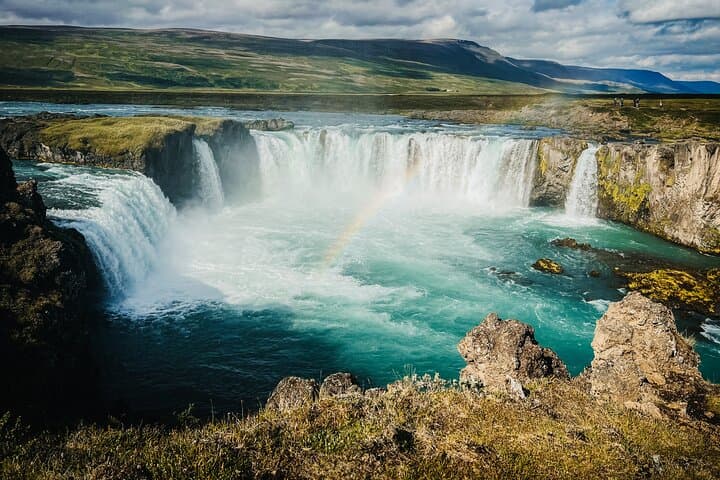 Private Shore Excursion in Godafoss Waterfall Myvatn and Baths 3