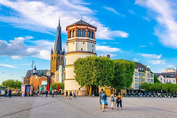 Best of Düsseldorf: Guided Tour of the Historic City Center 3