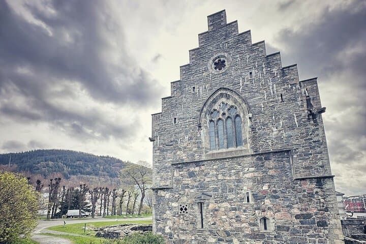 Bergen's Twilight Magic: An Evening Adventure Walking tour 2
