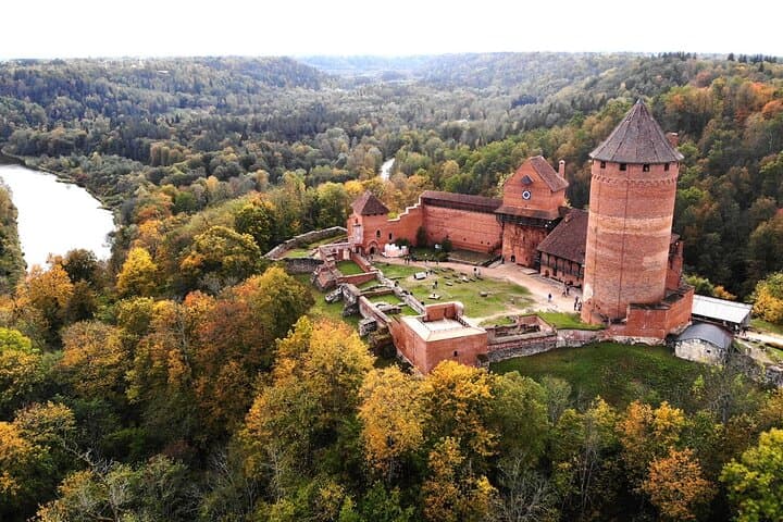 Tallinn To Riga Private Sightseeing Tour 2