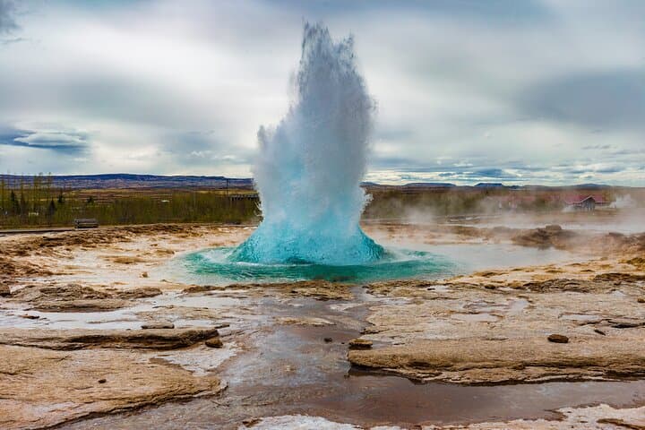 Iceland from Reykjavik Golden Circle Bus Day Tour 冰岛黄金圈中文一日团 2