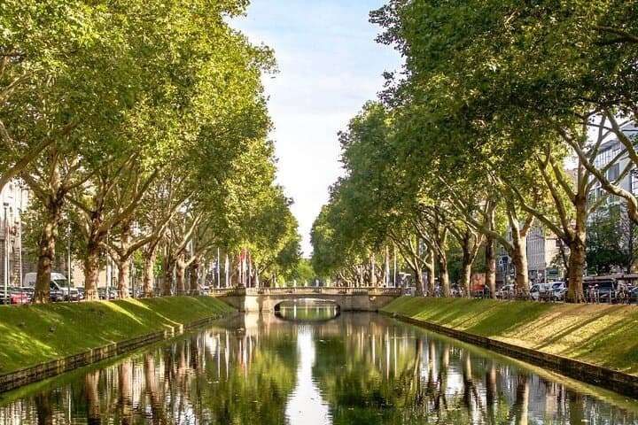 Delightful Düsseldorf Audio Guide: Old Town Historical Highlights 2